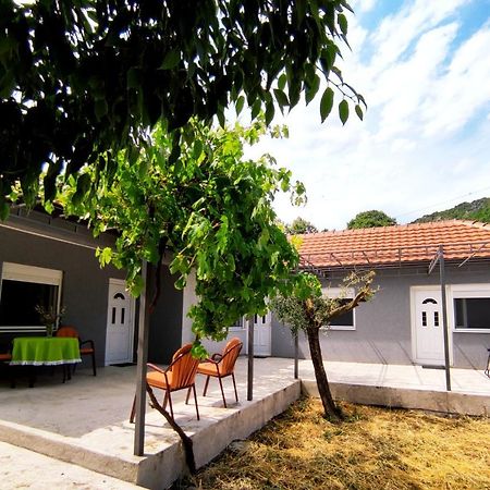 Villa Celtis Shade House à Virpazar Extérieur photo