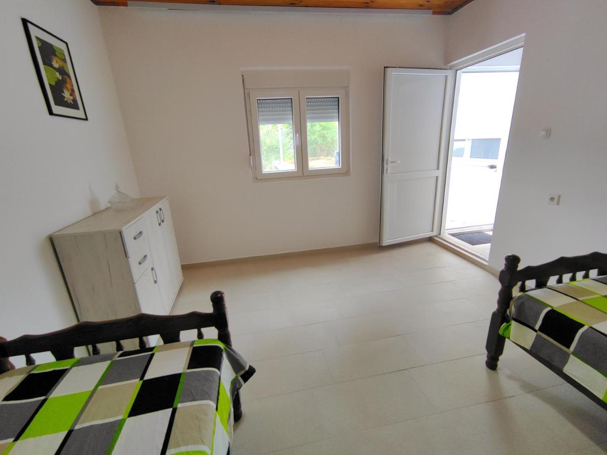Villa Celtis Shade House à Virpazar Extérieur photo